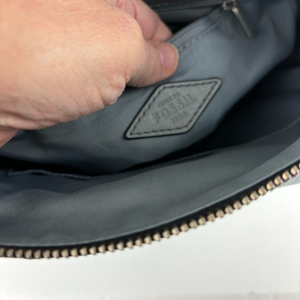 Fossil Parker- Woman’s Mini Convertible Backpack-smokey blue leather - Picture 13 of 16